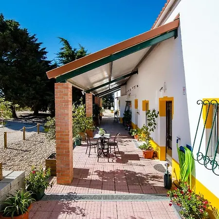 Gospodarstwo wiejskie Vale Do Grou Natura Óbidos